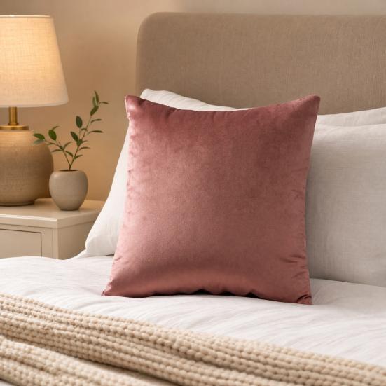 Solid Color Velvet Pillow Cover, Soft Plush Throw Pillow Case, 17.7x17.7 Inch Smooth Velvet Cushion Cover for Sofa, Bed, Office, Cozy Home Decor