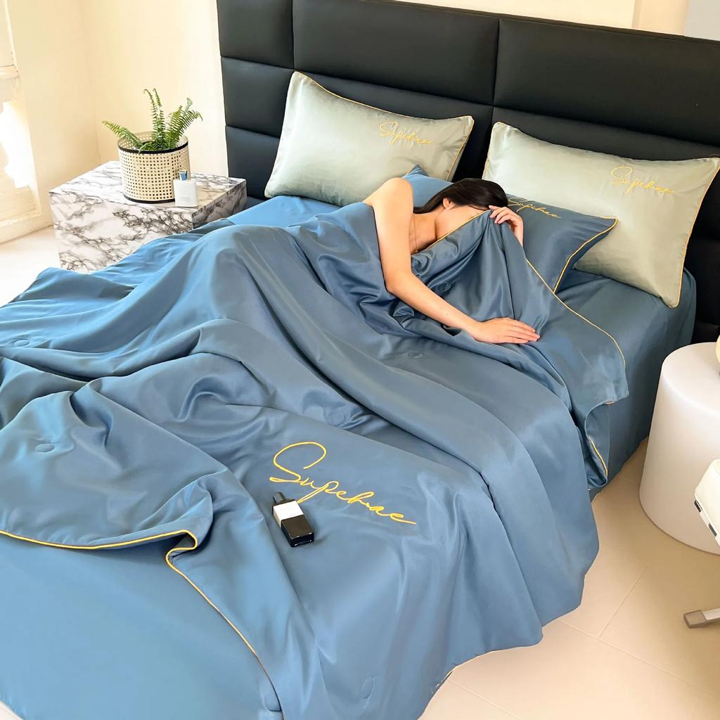Новое простое атласное шелковистое летнее охлаждающее одеяло Супермягкое дышащее одеяло для постельных принадлежностей Стираное Вышитое Одеяло-кондиционер