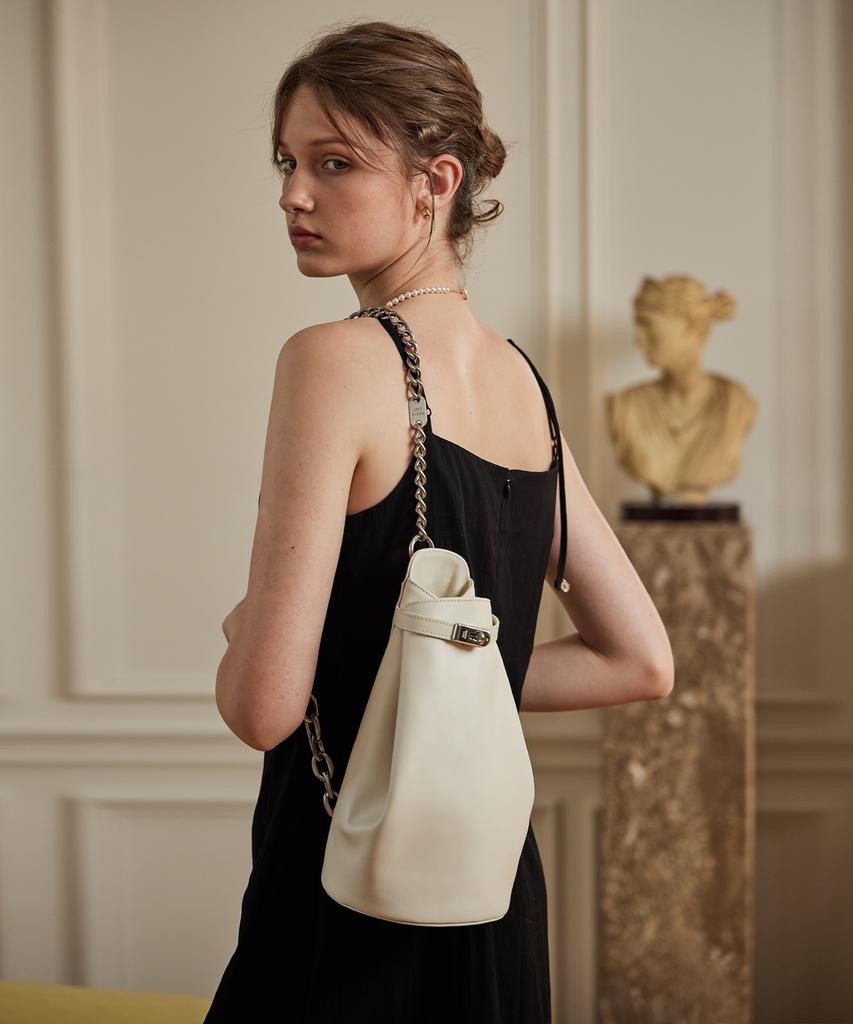Lovecharm Agnes Sling Bag_Ivory