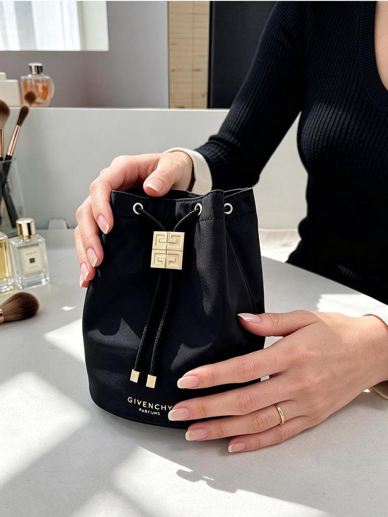 Givenchy Черная косметичка на завязке, Портативная косметичка-ведерко, Дорожная сумка для туалетных принадлежностей для женщин, Ежедневное использование