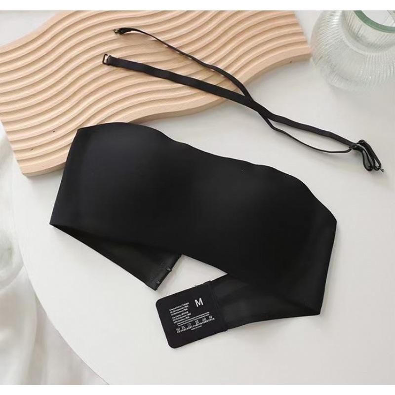 Seamless Strapless Bandeau with Non-Slip Jelly Strip for Women, Beautiful Back Design, Ideal for Small Chest
