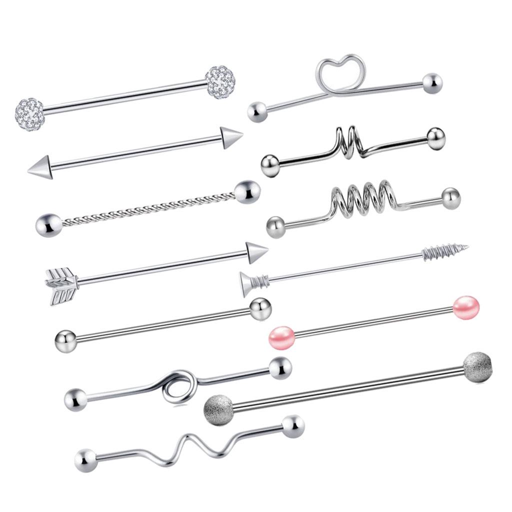 Серьги со штангой изготовлены из нержавеющей стали,инкрустированы стразами