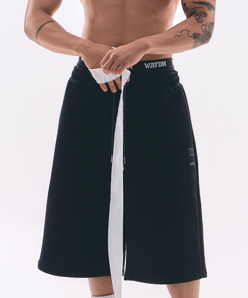 Weideun [Ali] The Greatest Bermuda Shorts Black