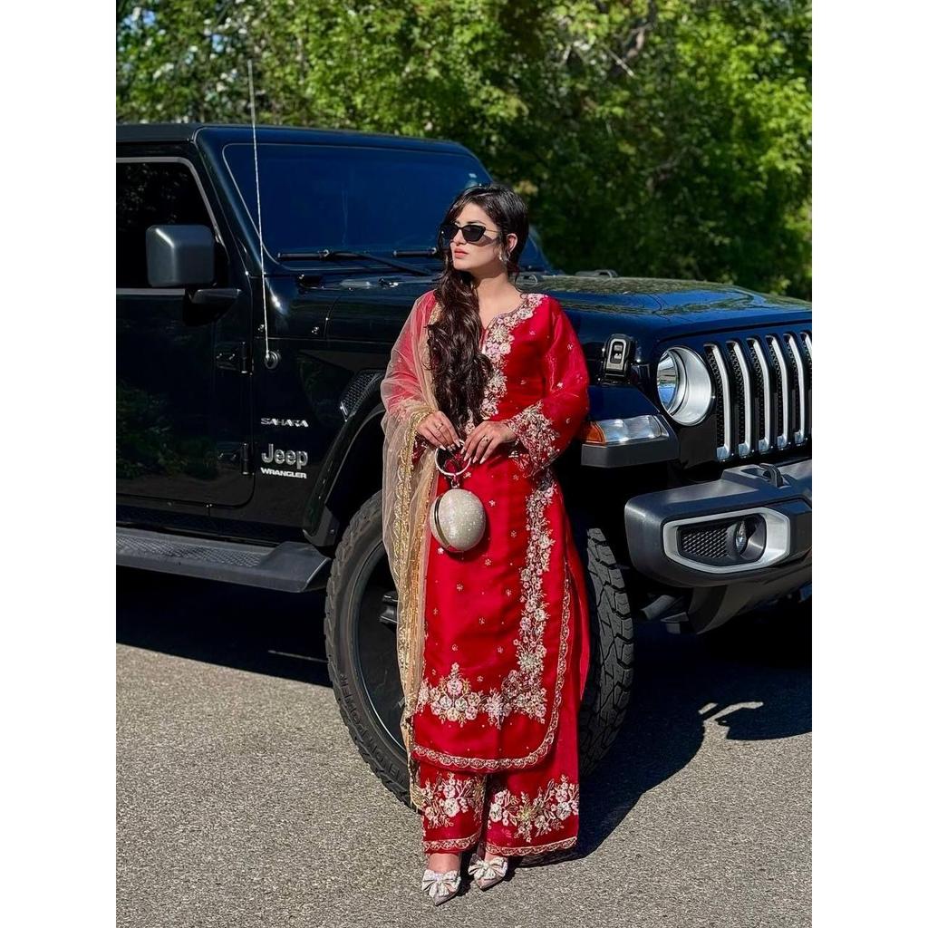 Launching New Đěsigner Party Wear Look Top Plazzo & Dupatta Set