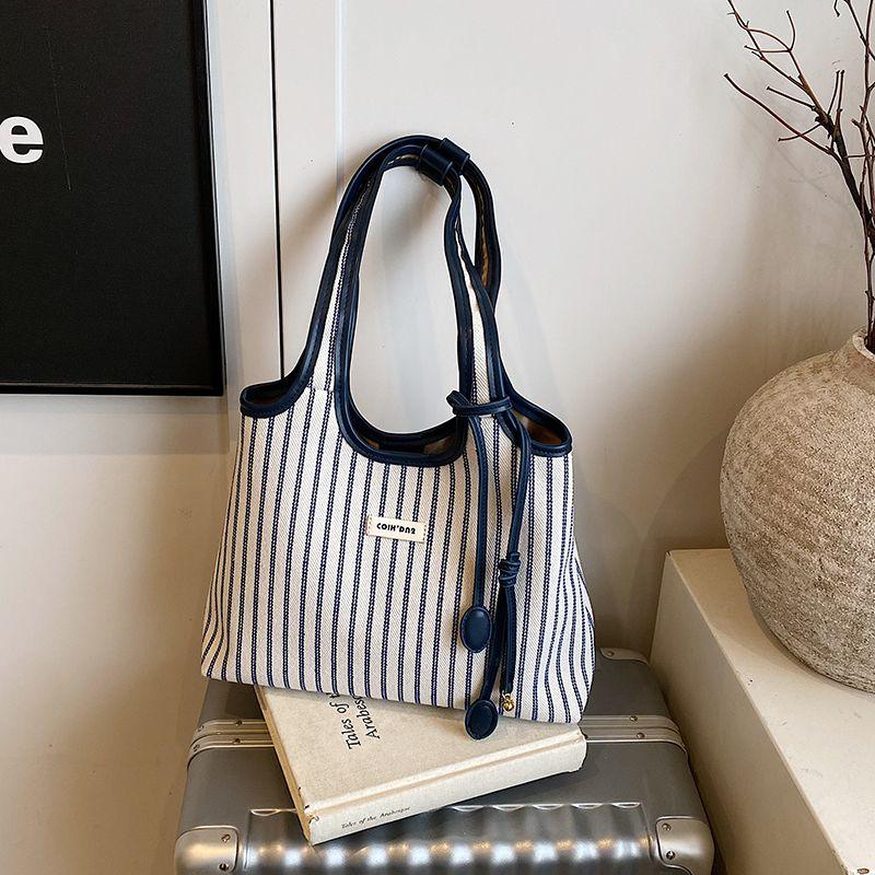 Commuter Large Capacity Stripe Canvas Bag Women 2025 New Versitile Fashion Shoulder Bag Go out to Work Tote Bag