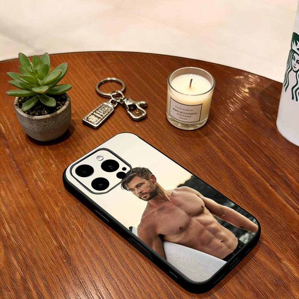 Чехол для телефона с Крисом Хемсвортом для iPhone 17, 16, 15, 14, 13, 12, 11 Plus, Pro Max, Другие Мягкий Черный Чехол