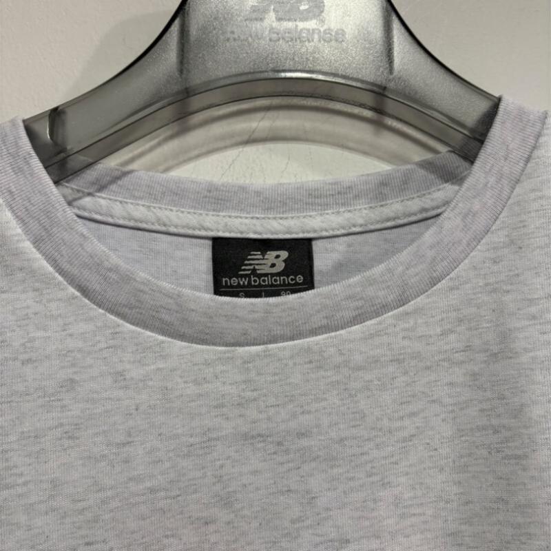 New Balance Футболка Uni Flying Boston с коротким рукавом Nbnef21313 светло-серая