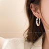 Серебряные серьги-кольца и жемчуг для женщин — шикарный, универсальный дизайн в виде большого круга