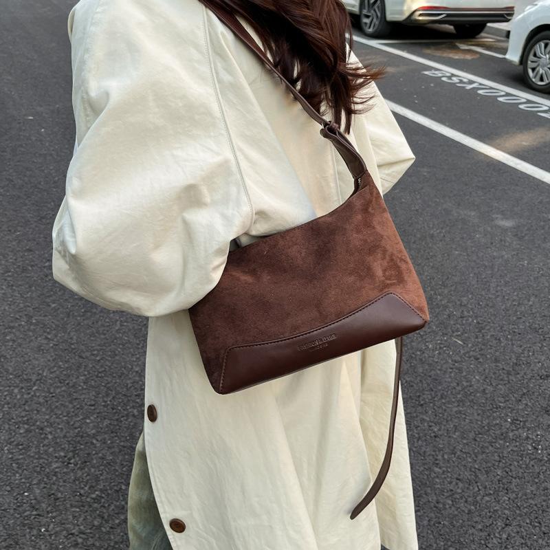 Underarm bag women's 2025 new trendy autumn and winter niche leopard print shoulder bag suede commuter messenger dumpling bag