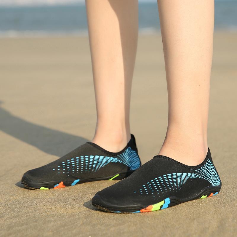Men Women Aqua Shoes Light Diving Socks Barefoot Water Shoes Quick Dry Beach Swimming Sandals Pool Seaside Surfing Wading Sneakers Yoga Fitness Shoe