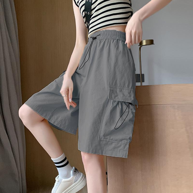 Women's Summer Thin Cargo Shorts 2026 New Loose Casual Wide-Leg Knee-Length Pants