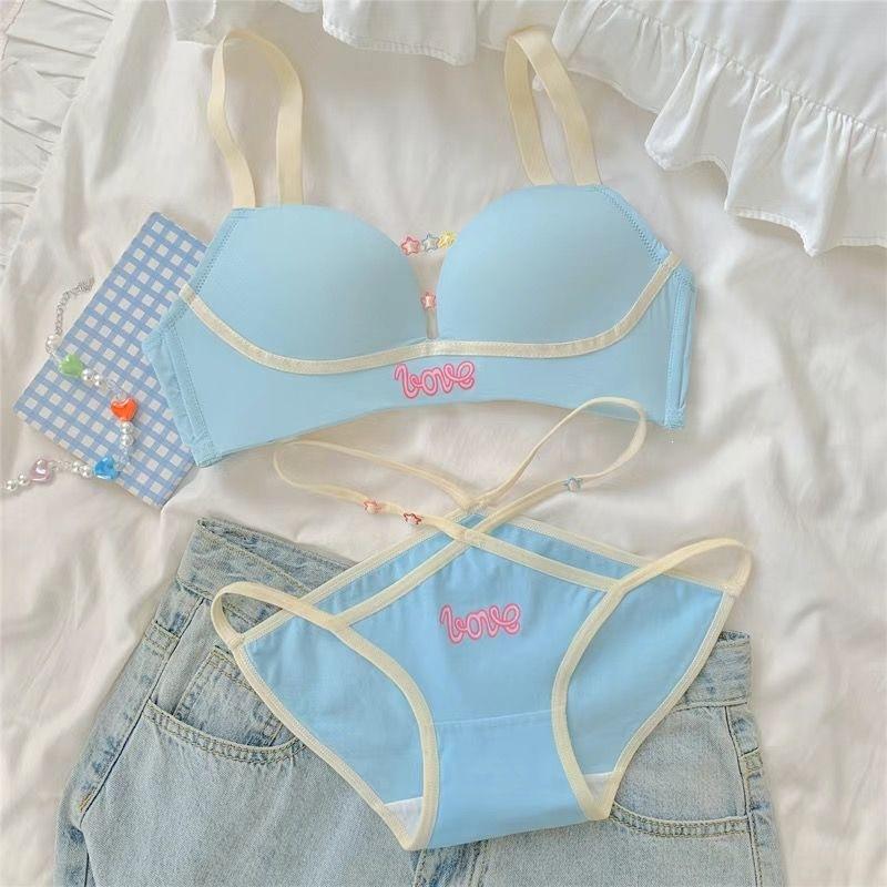 New Japanese dopamine thin underwear set, female sexy small breasts gathered, no steel ring, no trace, upper support bra cover