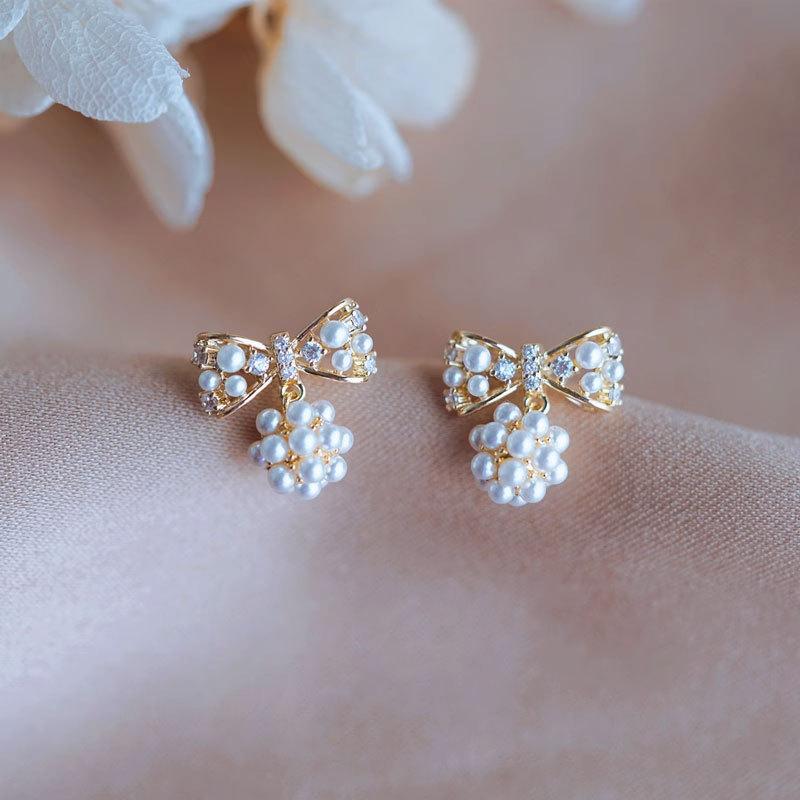 High-end Light Luxury Bow with Pearl Earrings Sweet High-end and Earrings Fashionable Temperament