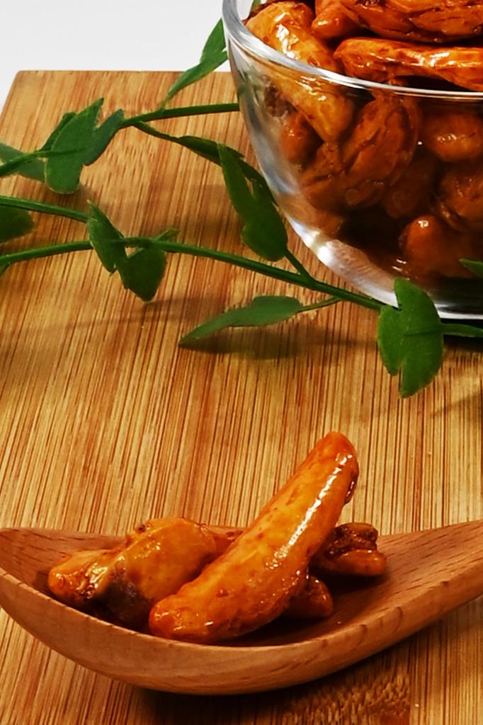 Какинотане Какинотане Большой объем хрустящая текстура каждого вкусного идеально подходит для коммерческого острая закуска к алкоголю выращено в стране