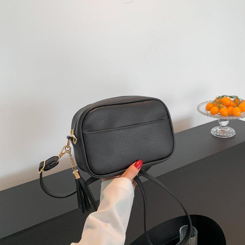 Broadband Retro 2025 Autumn and Winter New Simple Fashion Large Capacity Casual Armpit Shoulder Crossbody Small Square Women's Bag