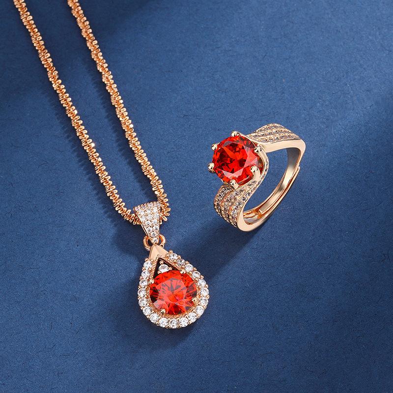 New 3-carat Pomegranate Red Zircon Champagne Gold Jewelry Pendant for Women's Advanced Ring Necklace Set