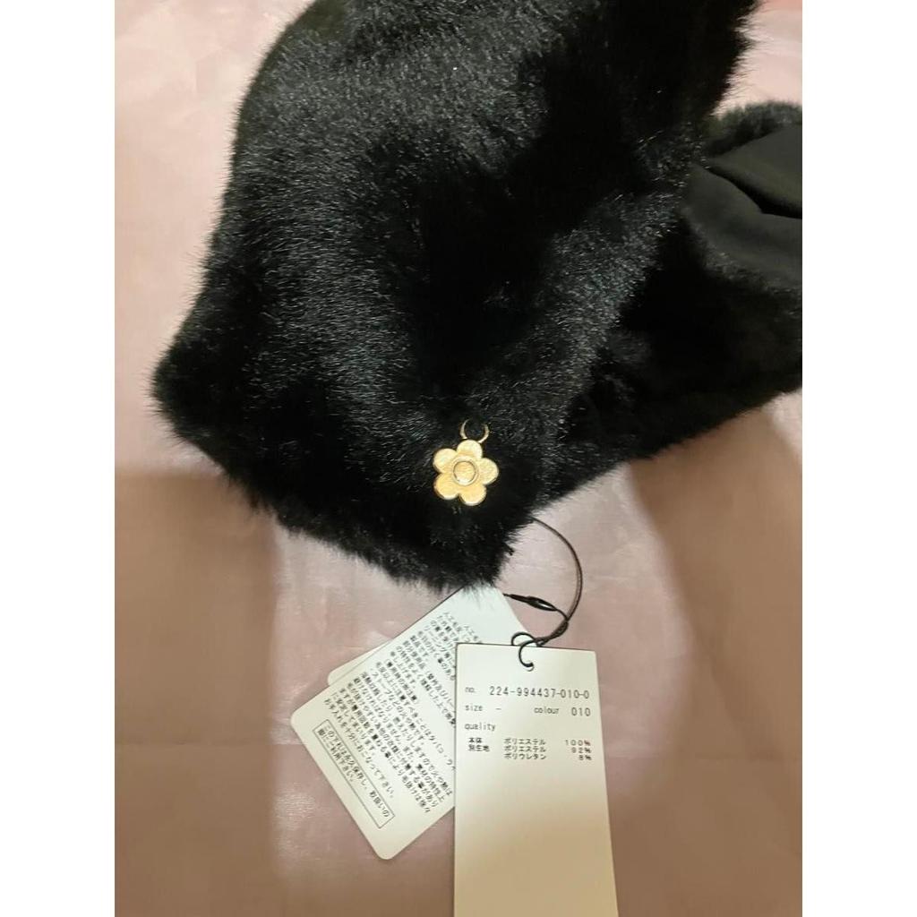 Used Marie Quant gloves with daisy charm, new, regular price 7,150 yen