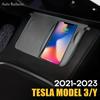 Для Tesla Model 3 Model Y 2023 2022 Беспроводное зарядное устройство для центральной консоли Силиконовый коврик Защитная накладка Противоскользящий коврик