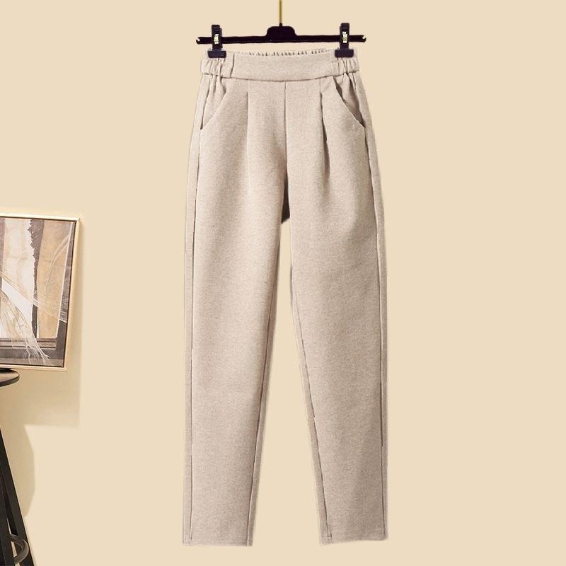 Women's 2024 Three-Piece Set: Thick Vest, Semi-High Neck Sweater, Carrot Harem Pants for Spring, Autumn, and Winter.