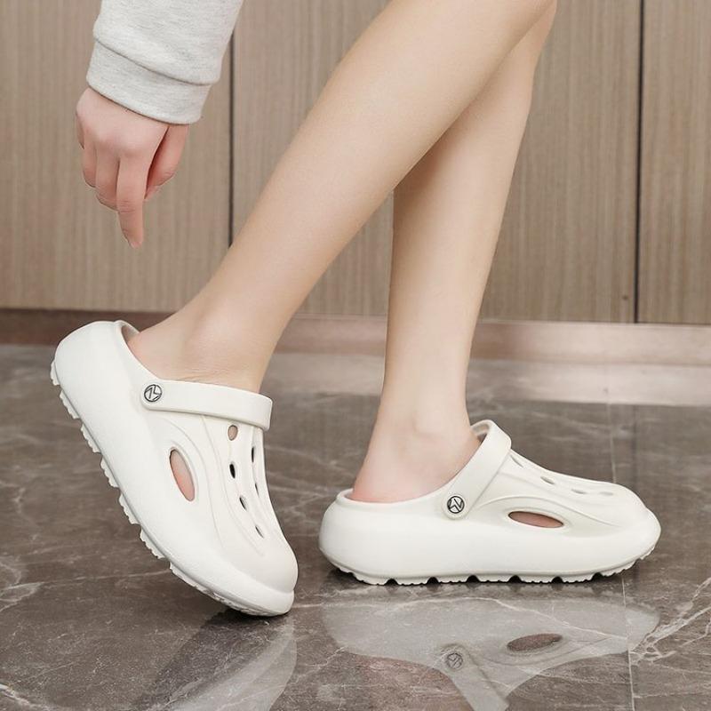 Модные сандалии-клоги на массивной платформе для женщин 2025 лето мягкая толстая подошва пляжные садовые туфли женские шлепанцы на танкетке из ЭВА с нескользящей подошвой