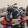 1:6 Ducati V4Sp2 Гоночный Мотоцикл Литьевая Модель из Сплава Динамическая Декорация Сцепления Игрушки Для Мальчиков Подарок на День Рождения Для Друзей