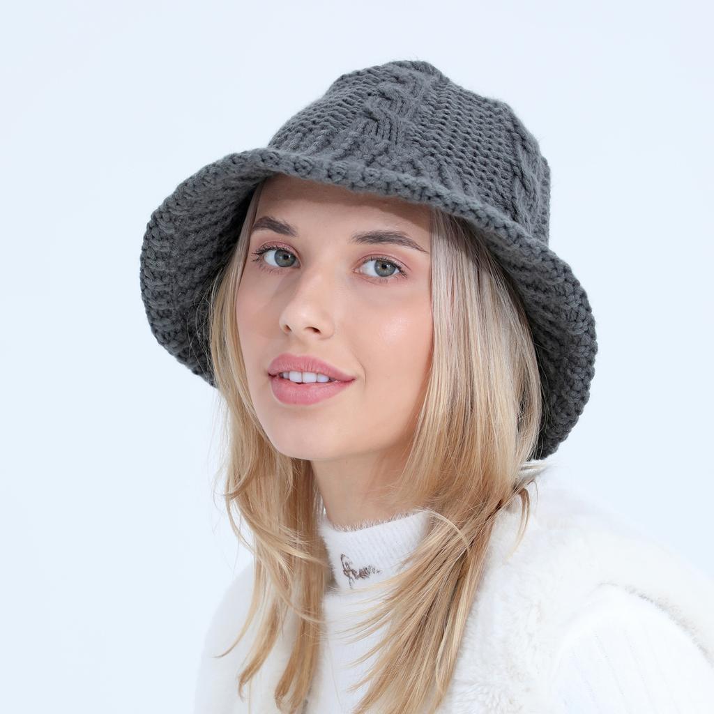 Women's New Twist Pot Hat Autumn and Winter Woolen Hat Student Knitted Hat  Fashionable Warm and Cold Proof Fisherman's Hat