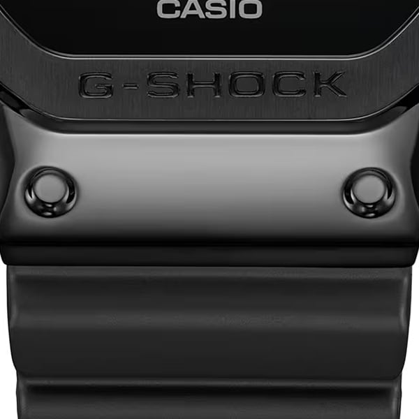 Casio Мужские часы G-SHOCK GM-5600UB-1JF [G-SHOCK Metal Bezel GM-5600] Square Watch Black Digital