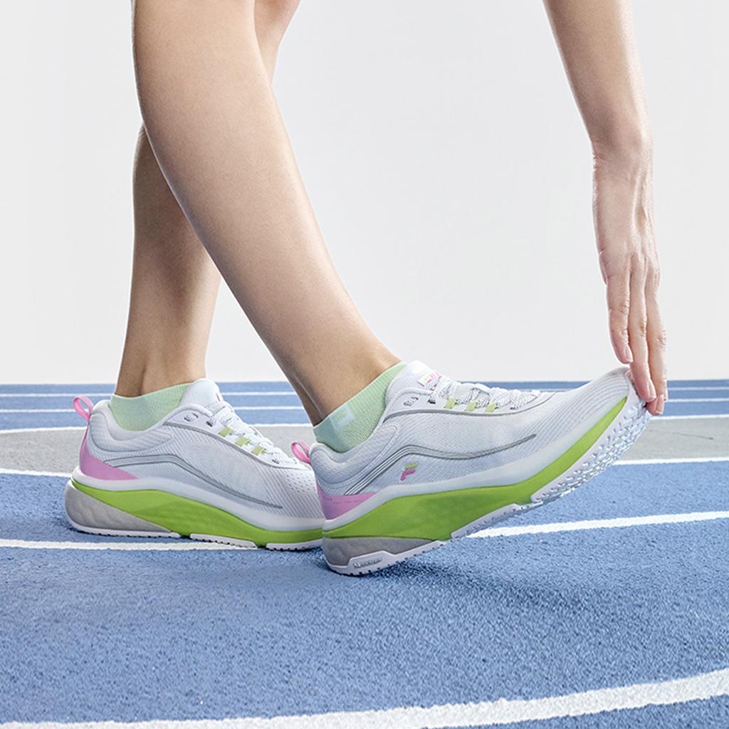 Fila SPD Panther 2 Versatile Comfortable Breathable Low-Top Running Shoes Women Sneaker White A12W421103FWT