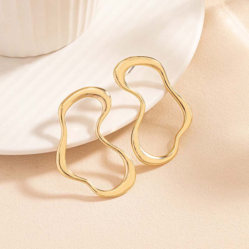 Hollow Heart Earrings for Women Irregular Line Stud Earrings Simple Personality Metal Ear Accessories Trendy Party Jewelry Gifts
