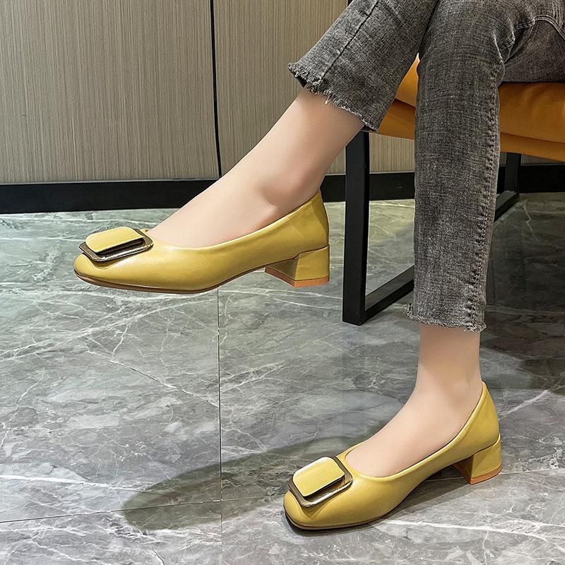 Лето 2024 года, новые элегантные женские туфли на среднем каблуке, квадратный носок, пряжка, туфли на высоком каблуке, женские туфли-лодочки из мягкой кожи