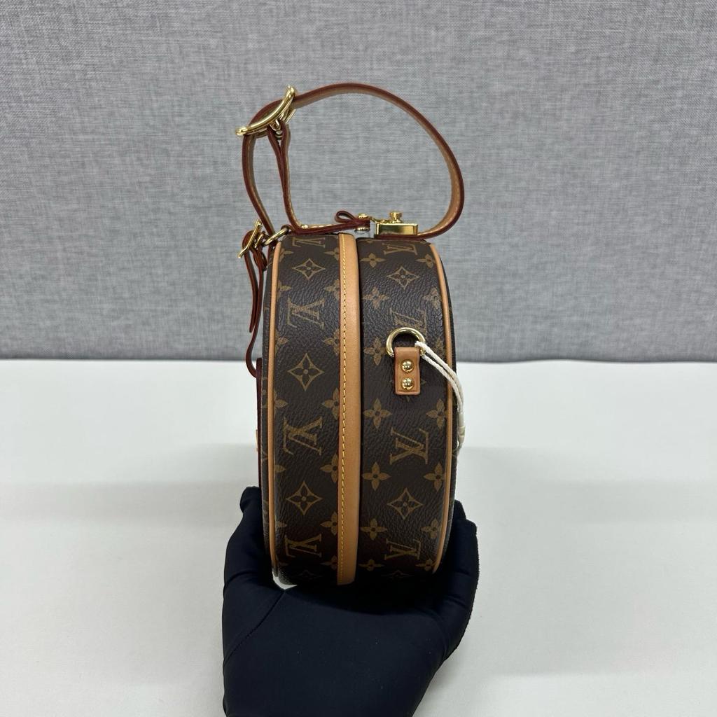 [Б/У] Маленькая Шляпная Коробка Monogram Canvas Кожаная Сумка на Плечо Средняя - Отличное Состояние #B8TCD2