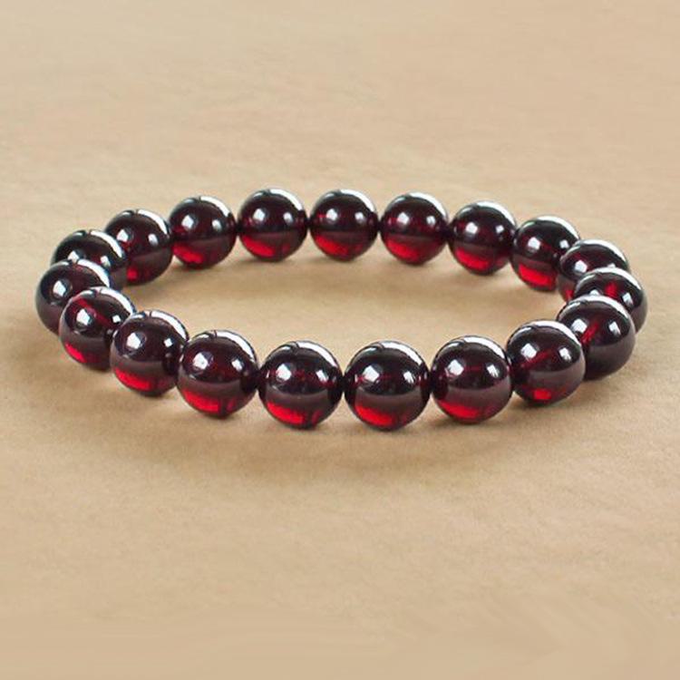 Браслет из красного стекла с имитацией агата 8 мм - винно-красный, прозрачный, маленький подарок