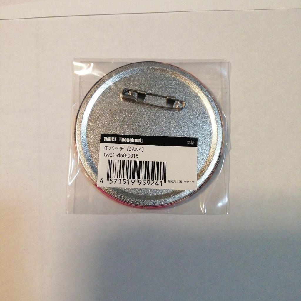 [Б/У] TWICE значок-канбадж Сана