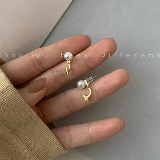 Серьги с жемчугом Gold Beans S925 Silver - роскошный нишевый дизайн для женщин, новые модные аксессуары 2024 года.