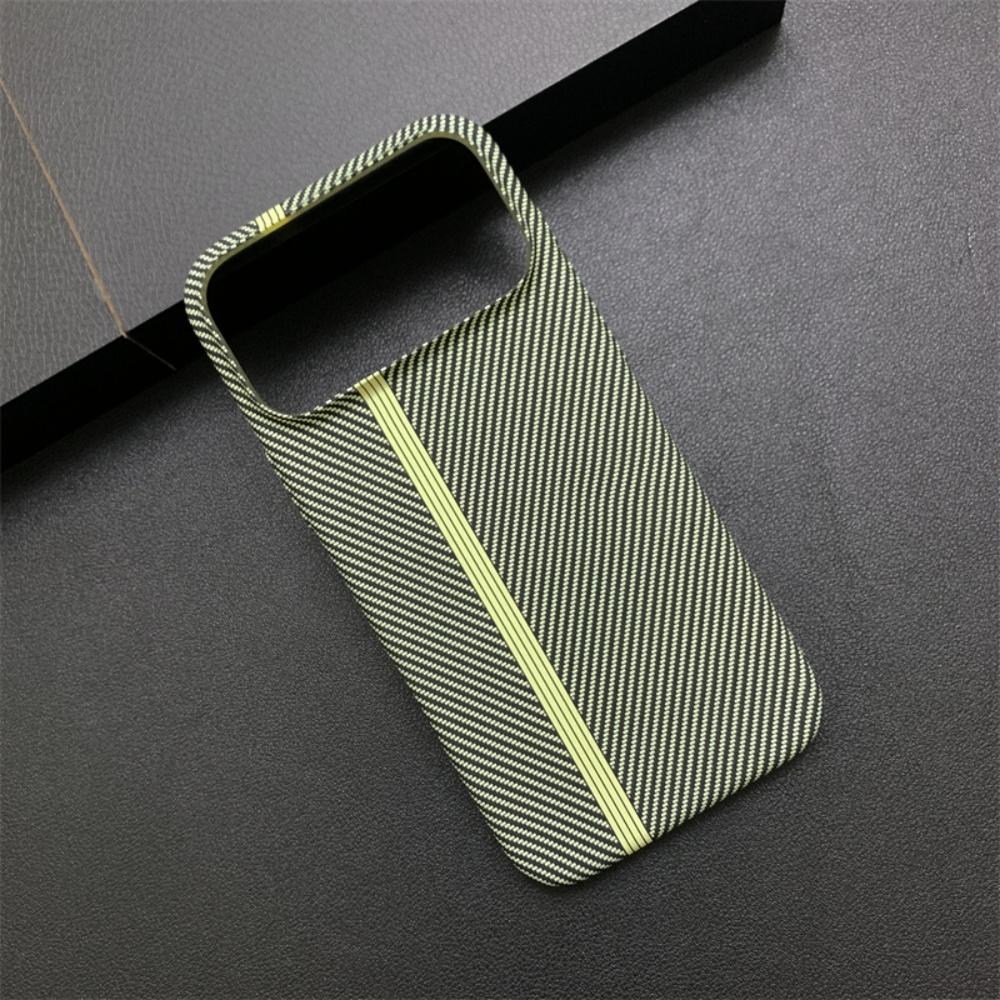 Ультратонкий бронированный чехол из углепластика для iPhone 17 16 15 14 Plus 13 12 11 Pro Max, противоударная защитная жесткая стильная крышка