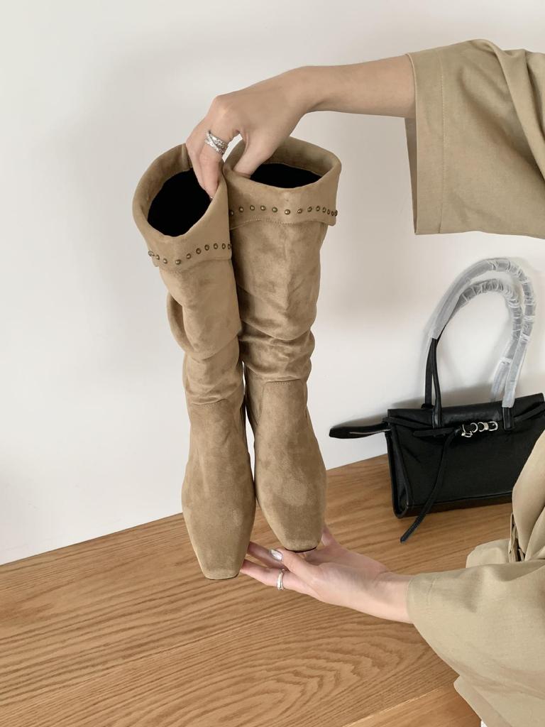 Женские ботильоны из овчины в французском нишевом стиле с острым носком, на танкетке, со сборками, в ковбойском стиле, 2025