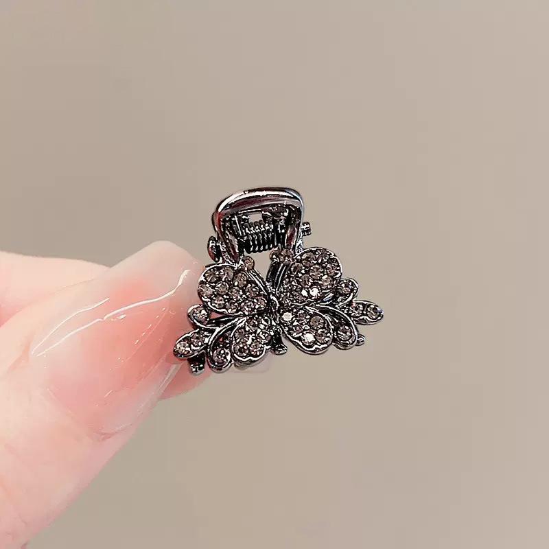 Корейская заколка-краб с бантом из стразов