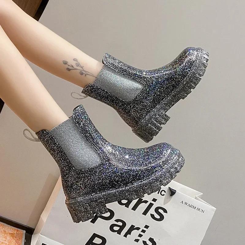 Новые женские блестящие цветные модные резиновые сапоги, всесезонная носибельная обувь для воды, женские уличные водонепроницаемые ботинки средней длины