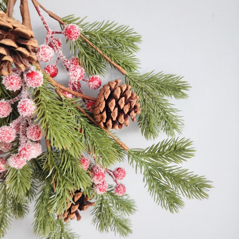 Upside Down Hanging Pine Branches, American Christmas Pine Cones Wall & Door Hanging Rattan Wreath, Restaurant Xmas Tree Decor Props