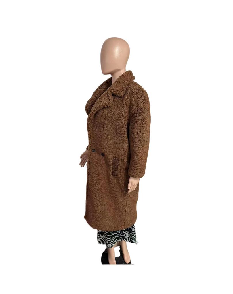 Женское пальто средней длины свободного кроя из искусственной овчины/овечьей шерсти на осень/зиму 2024