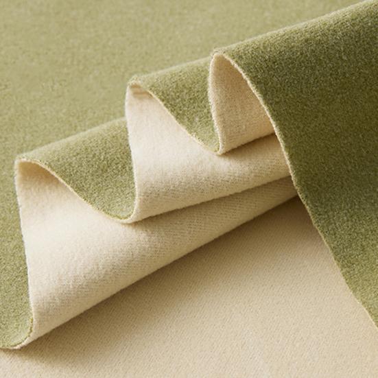 Зимний женский терможилет с нагрудными накладками бесшовный бархатный быстрый температурный замок отопление