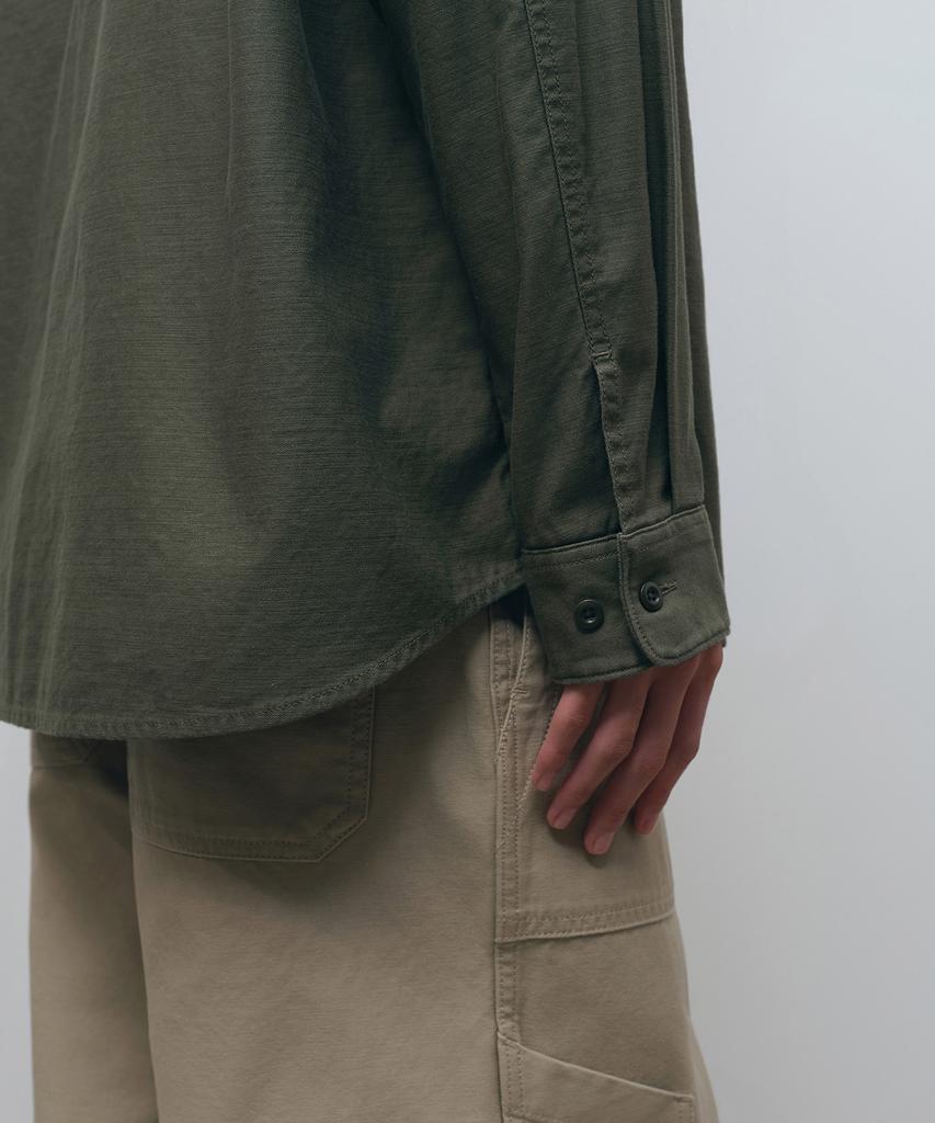 MUSINSA STANDARD Relaxed Back Satin Shirt [Khaki]