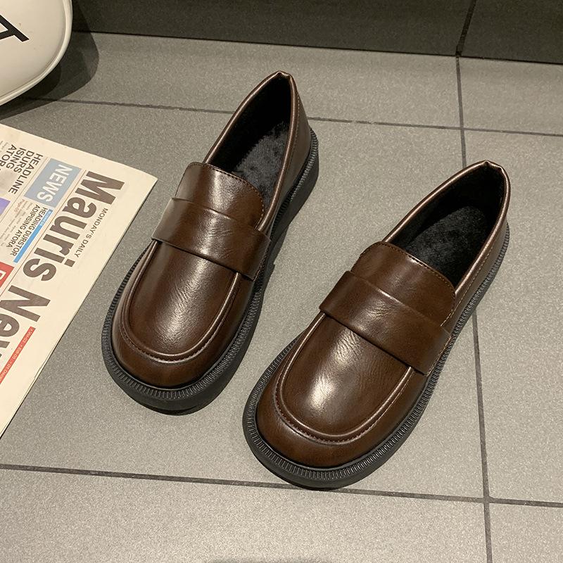 Ретро британский стиль универсальные черные туфли с круглым носком 2024 года на платформе маленькие кожаные туфли женские летние французские мокасины на толстом каблуке