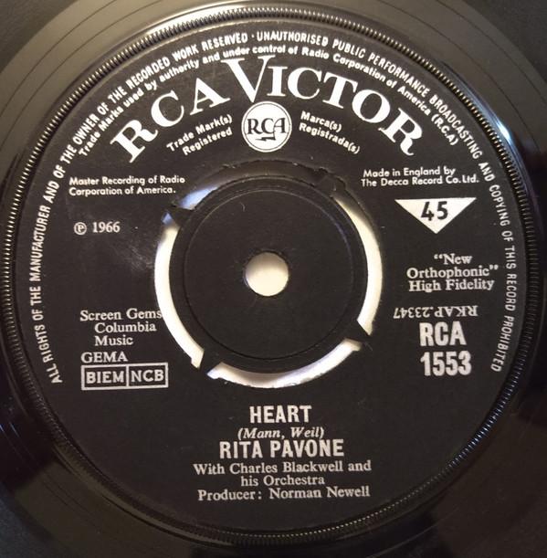 7-дюймовая пластинка РИТА ПАВОНЕ Сердце RCA1553 RCA Victor 1966 Великобритания Рок Б/у