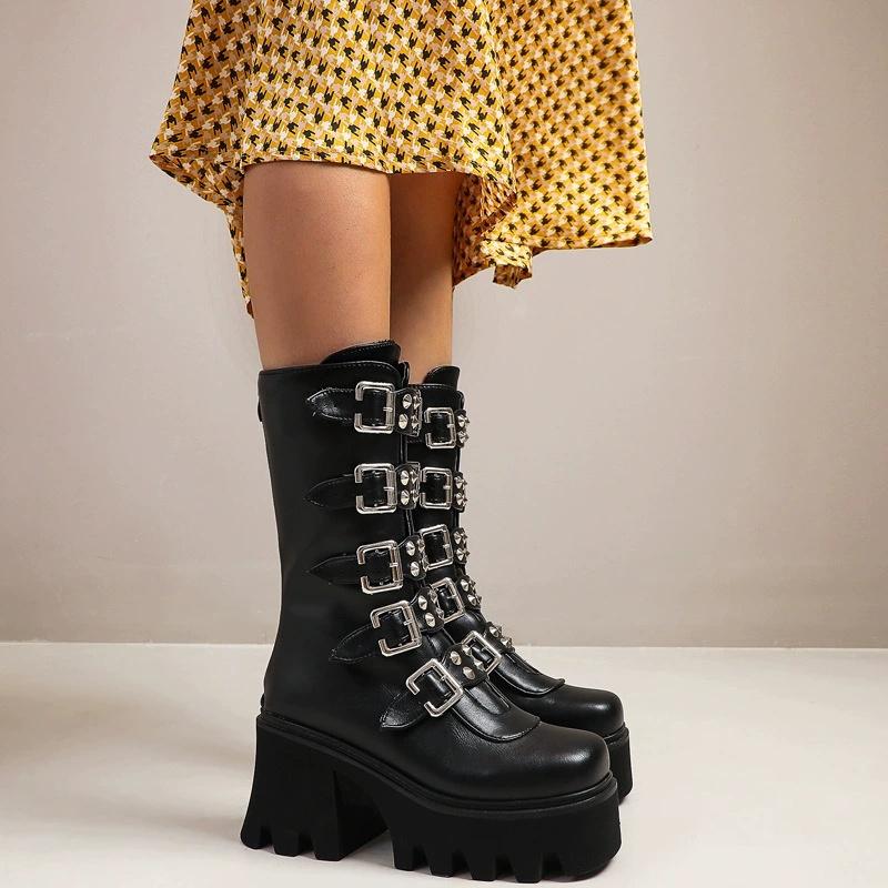Мода 2024 года, новые женские сапоги в стиле панк-рок на платформе с высоким каблуком и толстой подошвой, красивые сапоги на молнии сзади, большого размера для сцены