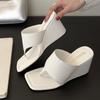 Fashion Novelty Designer Clip Toe Women's Slippers Fashion High Heel Wedge Platform Sandals Summer Comfort Flip Flops Sandalias De Mujer