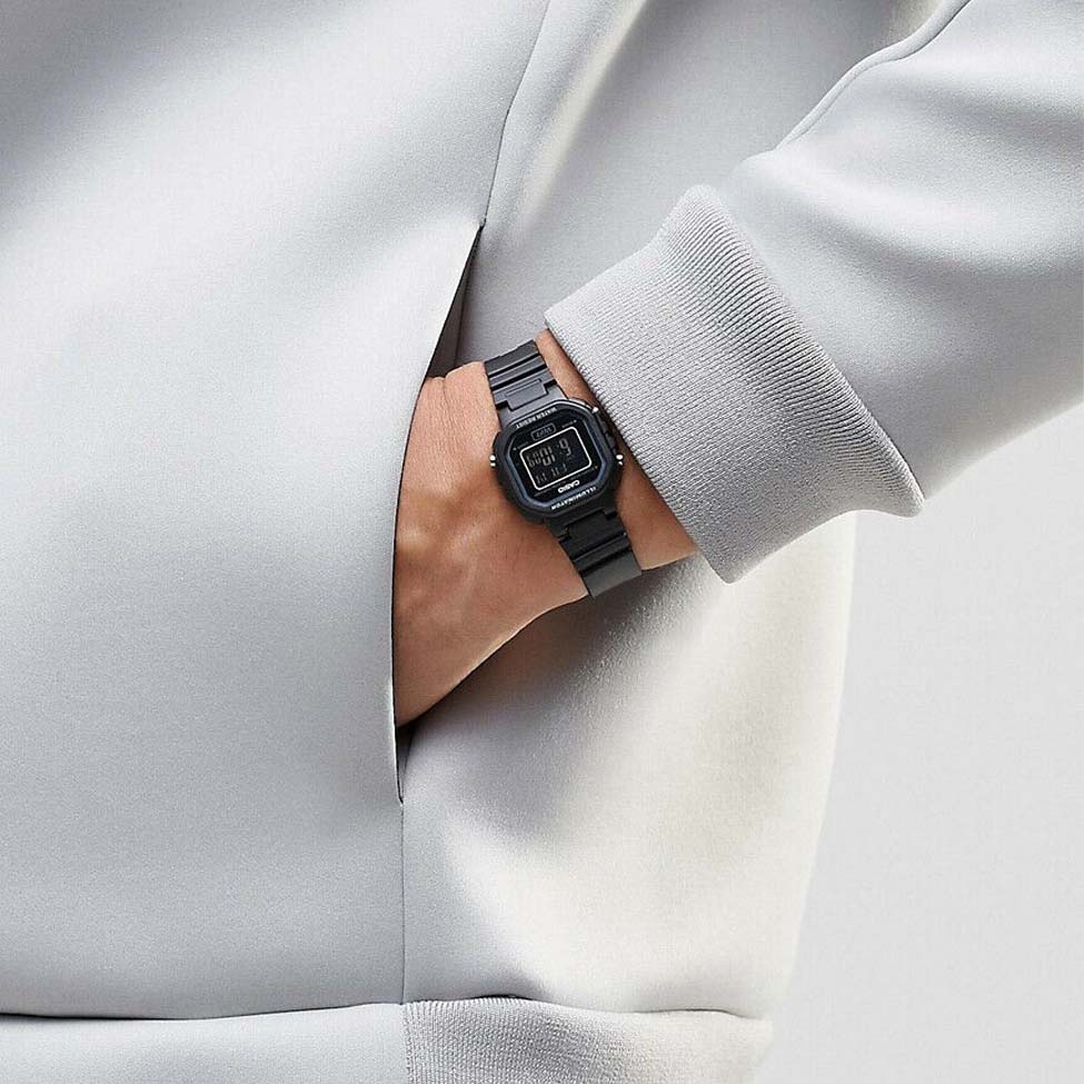 Casio Мужские ЧАСЫ для ПОДРОСТКОВ Черные LA-20WH-1B LA-20WH-1B