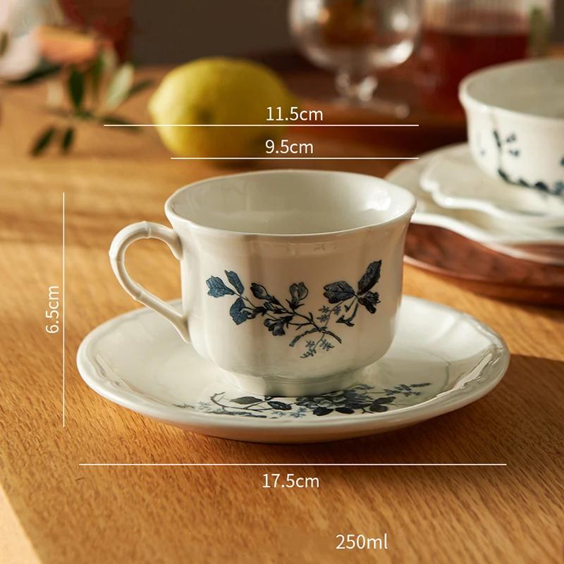 Легкая роскошная высококачественная обеденная тарелка во французском стиле, круглые керамические тарелки, бытовые изысканные миски, блюда для ресторанов, столовые приборы