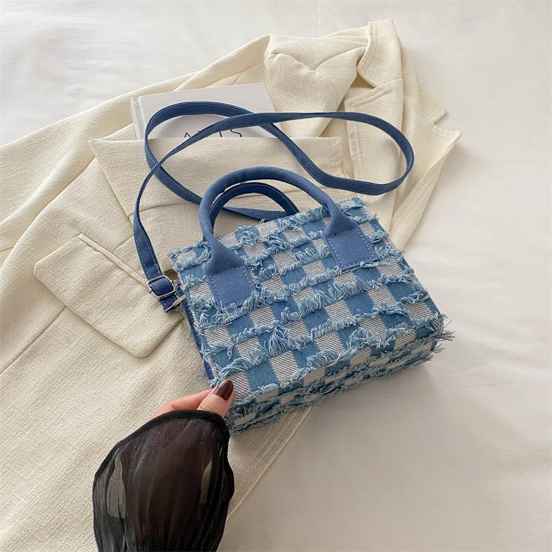 2024 лето новая корейская версия модная тенденция сумка через плечо тренд модная сумка-мессенджер модная простая маленькая квадратная сумка женская