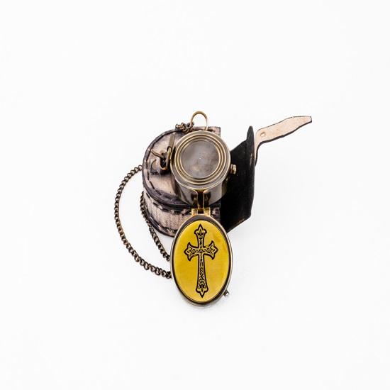 5.08 Cm Cross Sign Brass Working Compass with Leather Cover Gift for Him, Nautical Collectible, Adventure Tool, Father's Day Gift, Traveler